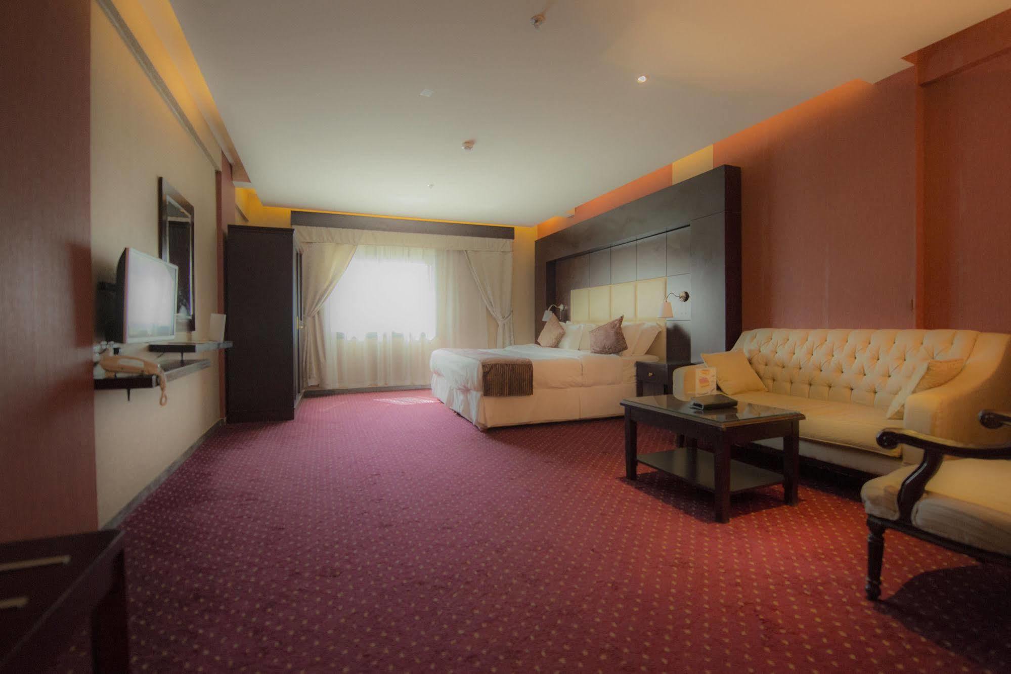 Sharz Hotel Buraidah Exterior foto
